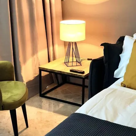 Appartamento Laus Via Sparano - Lux & Design Mini